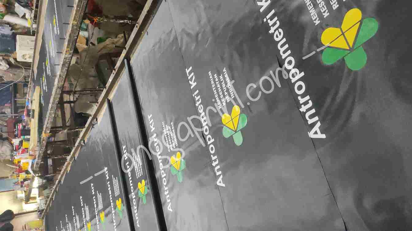 Custom Medical Bag Printing: Disinfectant-Resistant, Clear Identity, for Healthcare & Emergency Teams (2)