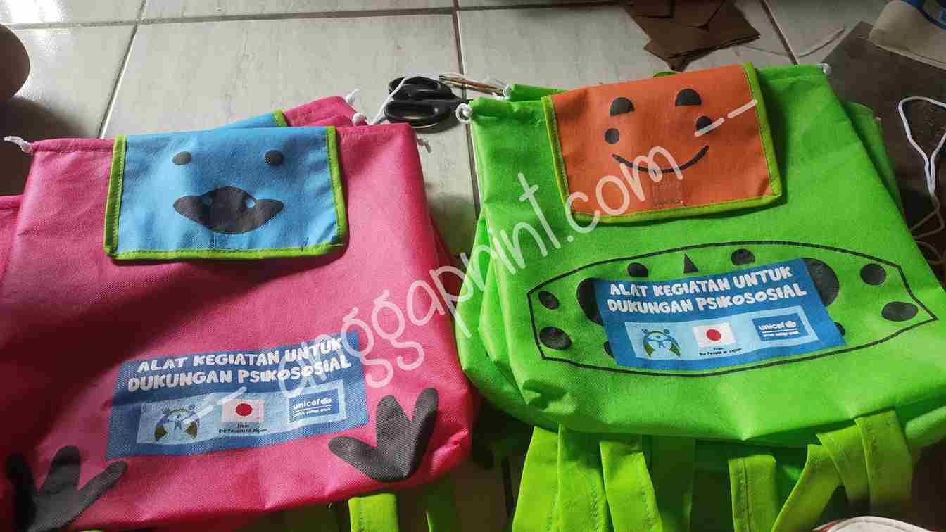 Sablon Tas Anak Custom, Ringan, Aman, Disukai Si Kecil